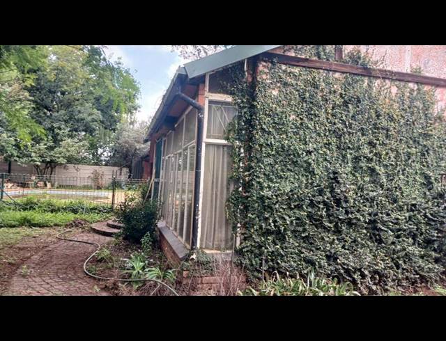 5 BEDROOM HOUSE FOR SALE IN CLAYVILLE